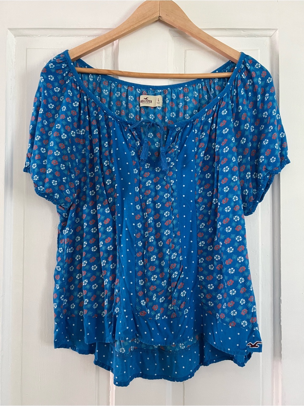Hollister Y2K Boho Floral Peasant Top Blue Tie Neck Size Large